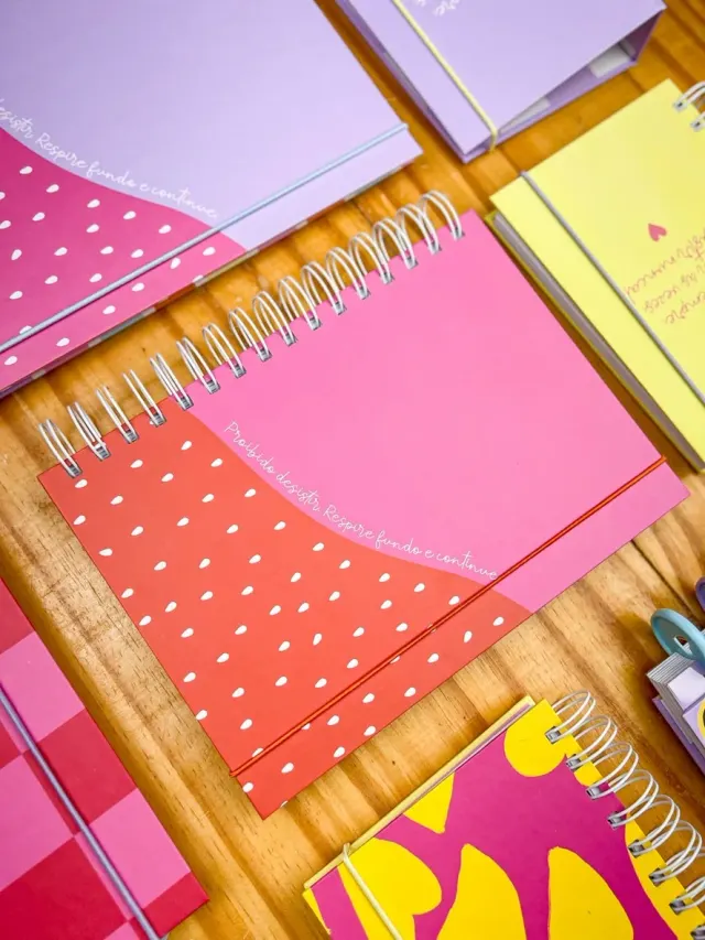 Caderno ( tamanho A5)