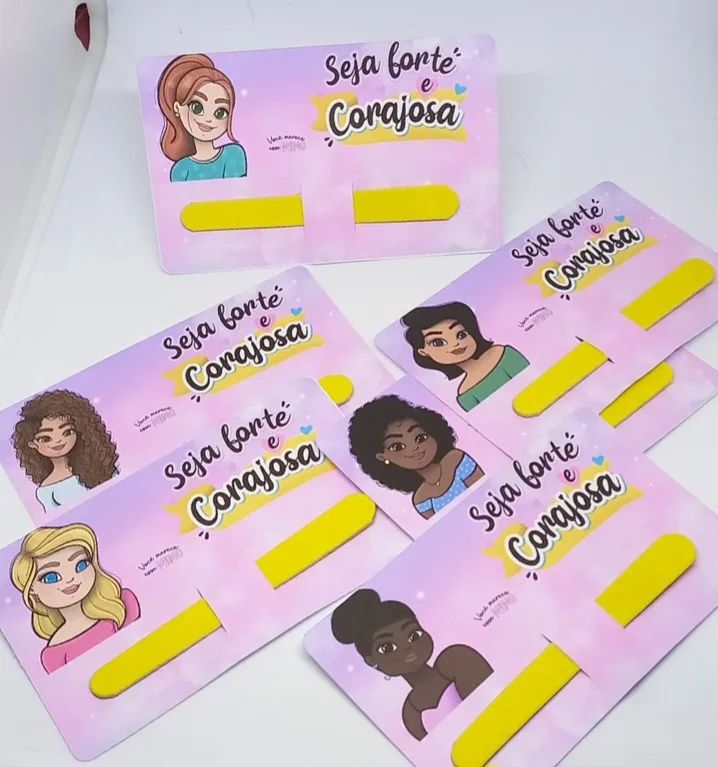 KIT 10 TAGS LIXINHAS - SEJA FORTE E CORAJOSA